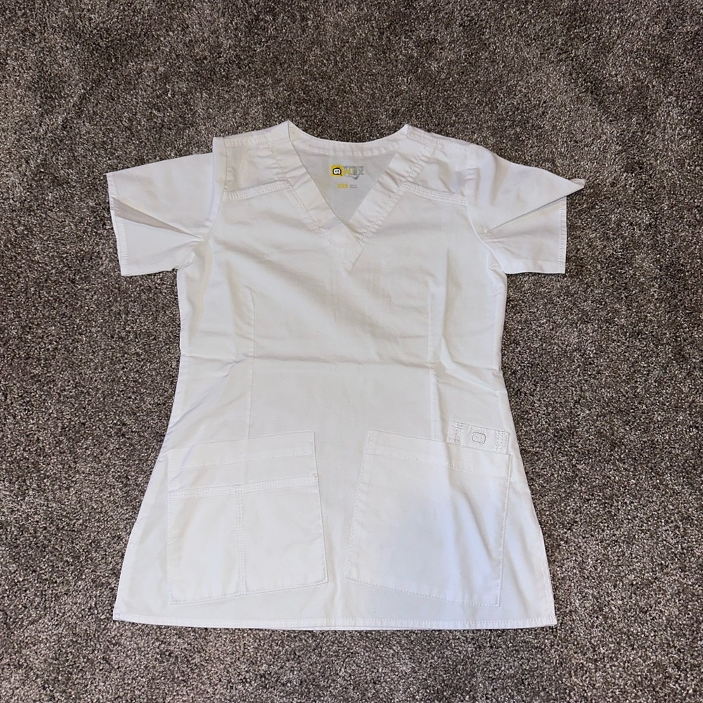 WonderWink Medical White Scrub Top